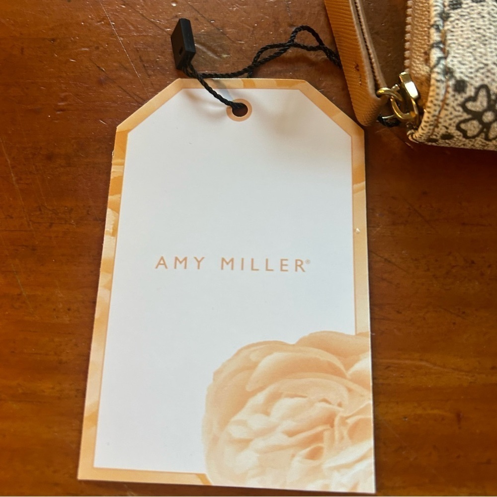 NWT Amy Miller Designer Signature Series‎ Wallet - Picture 3 of 9